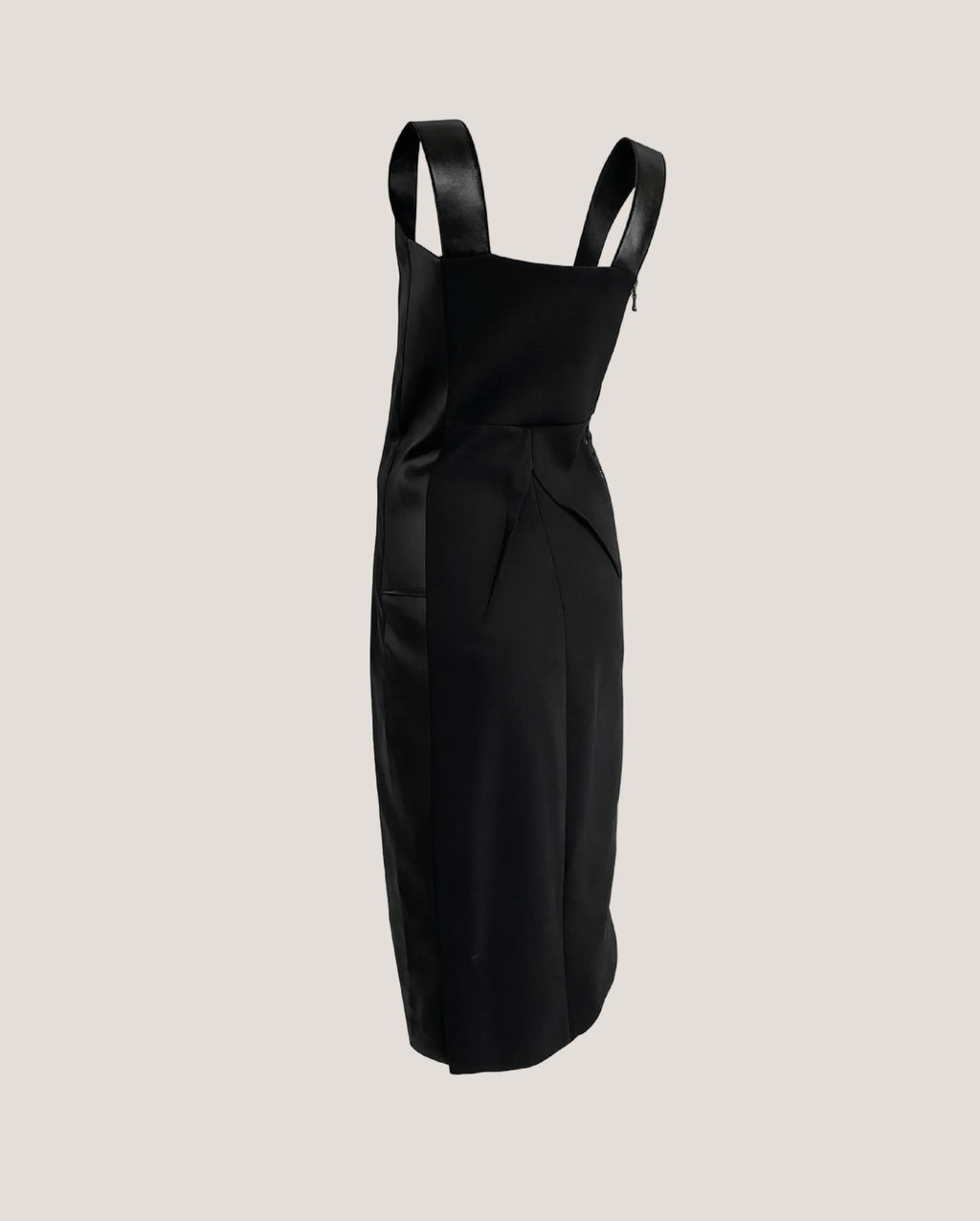 Zwarte vrouwelijke cocktail jurk van Roland Mouret